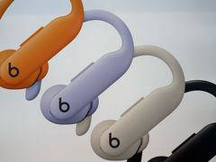 -Apple零售店(华贸购物中心店)