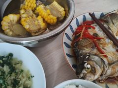 -鲸鱼妈妈月嫂/育婴师定制