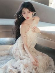 -艾米丽婚纱礼服