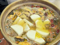 -威邵鸡煲(西华路总店)