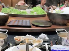 -红鼎豆捞·非遗鲍皇汤火锅(宝丰路店)