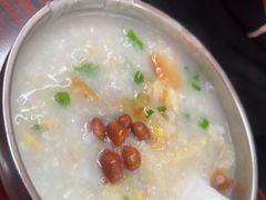 -陈老添美食店(宝华路店)