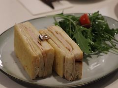 -潮一不贰·法式甜品·生日蛋糕·西式简餐(外滩店)