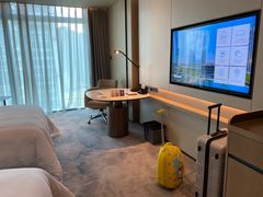 -深圳国际会展中心希尔顿酒店(前海华发冰雪世界店)