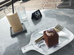 -UNI UNI(环亚凯瑟琳店)