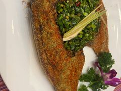 -香巴拉云南餐厅(华莱坞店)