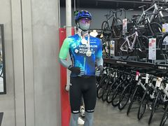 -迪卡侬(越秀公园店)
