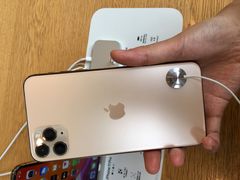 -Apple零售店(华贸购物中心店)
