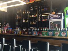 -HIHE Bistro·Oyster Bar(华熙live店)