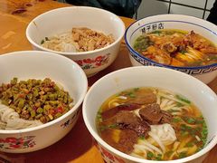 -矮子粉店1985·长沙米粉(湘春路店)