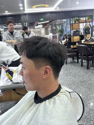 -藤野造型烫染接发