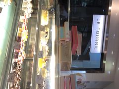 -可颂坊(坂田万科城店)