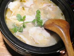 -九锅一堂酸菜鱼(万达广场店)