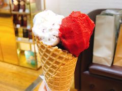 -VENCHI 闻绮(上海佛罗伦萨小镇店)