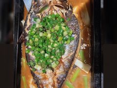 -夯鱼烤鱼·尔滨地标美食(中央商场店)