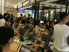 等位区-乐凯撒披萨(正佳广场店)