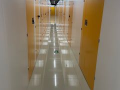 -安东易迷你自助仓储寄存仓库(草桥店)