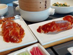 酥不腻烤鸭-小大董·烤鸭(观景餐厅·南京西路店)
