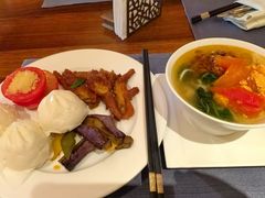 -艺厨风尚餐厅 · 桔钓沙莱华度假酒店