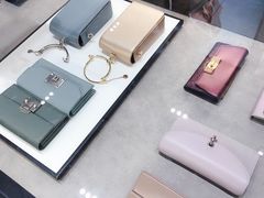 -CHARLES&KEITH(乐峰广场店)