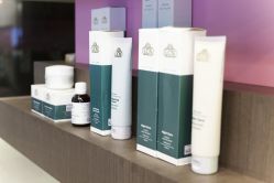 照片 009-绘甲社NACHO&DAI SALON