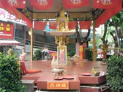 -泰龙城小吃街