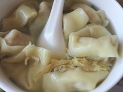 -笑来喜馄饨小笼工坊店(湖滨街店)