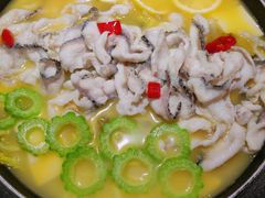 -山城外·非遗酸菜鱼(蜀都万达店)