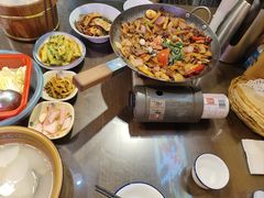 -富正毅三下锅·湘西韵味(天门山索道店)