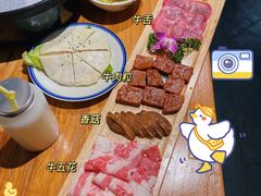 牛牛牛盛烧组合-么肆烤肉(汉街形象店)