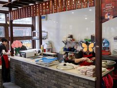 大堂-长人馄饨铺(解放街店)