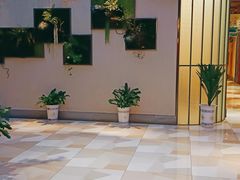 -香山湖家家宴(中山陵店)