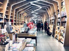 -覔书店(壹方城店)