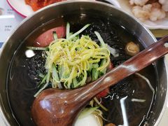 -服务大楼冷面(延大店)