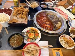 -沸炉重庆老火锅(军事博物馆店)