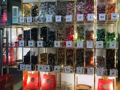 -VENCHI 闻绮(上海佛罗伦萨小镇店)
