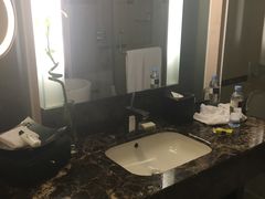 -青岛海尔洲际酒店