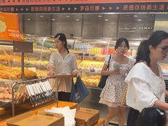 -罗森尼娜(德思勤店)