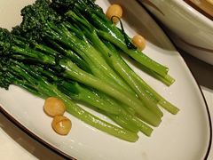 -八府香鸭·啫啫煲(华山路店)