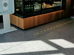 面包甜点陈列柜-星巴克(金谊广场店)
