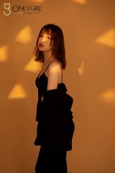 -onlygirl摄影美学馆高端定制(江滩店)