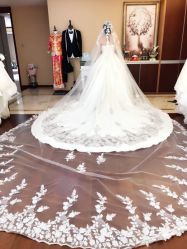 -拉瑞娜LaReine婚纱礼服高级定制
