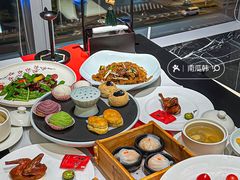 -馋遇江南·精致湖景雅宴(东方之门店)