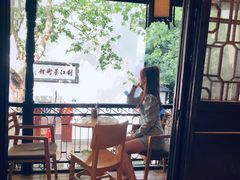 -猫的天空之城概念书店(杭州南宋御街店)