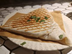 热压凤梨奶酪猪肉三角馅饼-野草莓自由市场