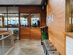 -ROAST coffee & eatery