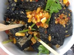 -黑色经典臭豆腐·湖南特产(步行街店)