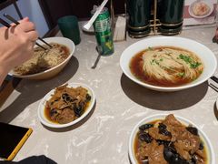 -松鹤面馆·古法焖肉面(观前店)