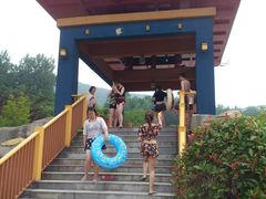-汤山欢乐水世界