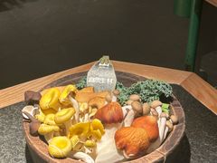 -三出山火锅(万象天地店)